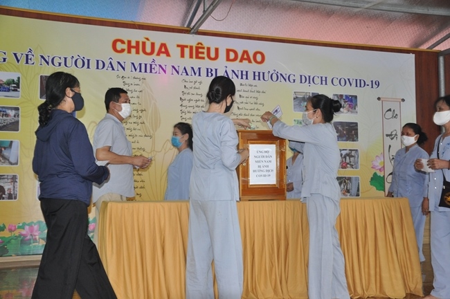 Towards the people in the South affected by Covid 19 of Tieu Dao Pagoda